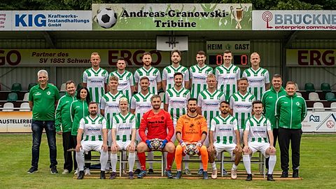 Mannschaftsfoto: Herren - 1. Mannschaft - SV 1883 Schwarza - Saison 25/26
