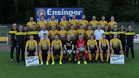 hintere Reihe v.l.n.r.: D. Engelmann, E. Willim, M. Wickenheißer, F.Rausch, J. Halter, P. Vogelbacher, K. Oechsler, L. Holzwarth, C. Freund,
mittlere Reihe v.l.n.r.: T. Thee (Co-Trainer), A. Weis (Co-Trainer), R. zur Wieden (SPA), R. Wagner (SPA), H. Lawinger (1. Vors.), Milan Groß, J. Ruck, Ph. Amann, H. Heist, O. Bitz, P. Bollheimer (2. Vors.), S. Schneider (TW-Trainer), N. Steinmann(Teammanager), J. Späth (Physio), B. Schneider (Trainer)
sitzend v.l.n.r.: T. Fuchs, P. Brömmer , S. Durst, J. Merz, L. Jochim, D. Gerber, C. Herbold, M. Steeb, 
nicht auf dem Bild: E. Gräf