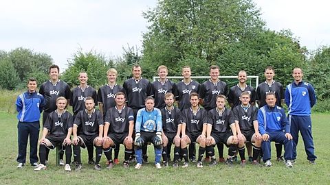 oben von links nach rechts : Jens Best,Thorsten Zaun,Sandro Hoffeller,Daniel Sieg,Stefan Hochhäusl,Christian Bachmann,Matthias Zaun, Max Ellner,Martin Mayer,Sebastian Kerz,Coach Nils Kühne
unten von Links nach rechts : Daniel Peters,Matthias Hohmann,Matthias Meth,Marcel Schroth,Dennis Becker,Michael Haag, Florian Weyell,Sven Rupprecht,Coach Volker Schneider