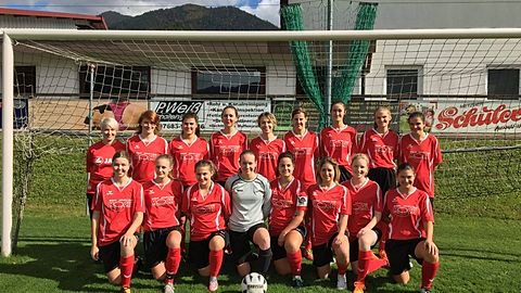 oben von links: Trainerin Vera Fackler, Carina Nopper, Julia Schätzle, Annie Dick, Christina Hin, Simone Dirschnabel, Alexa Kutsch, Maddalena Dehring, Clara Sauer
vorne von links: Nina Müller, Kristina Göppert, Jana Herr, Ann-Cristin Hofmaier, Janina Stenzel, Sarah Burger, Elena Franke, Chantal Kapp

es fehlen: Sarah Sommer, Saskia Früh, Rebecca Becherer, Chiara Dilberger, Eva Dufner, Sabine Moser, Jana Heizmann, Pia Wehrle, Laura Schäfer, Nicole Fehrenbach