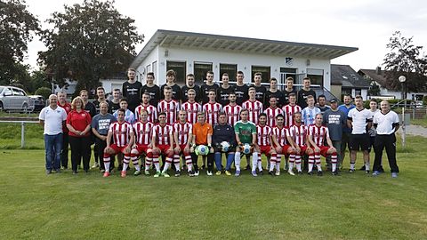 Spielerkader 2016/17 1. + 2.Mannschaft:

Hinten v.l.n.r.: P.Drag, L.Gärtner, R.Wright, A.Werner, R.Schmitz, K.Wille, M.Mühlbach, Y.Wolf, S.Heiß, Ch.Rutsch, D.Jandeleit
2.R.v.l.n.r: G.Wolf, Ch.Dick, R.Berli, J.Benke, L.Hagmaier, L.Springer, L.Ginzel, T.Knecht, S.Stocker, K.Kosteikidis, Y.Konrad, N.Belfiore, L.Raab, T.Hagmaier, Ch.Heiß, M.Benke, Th.Maurer, P.Kramer, D.Frey, Th.Rothenberger
Vorn v.l.n.r.: A.Fritz, S.Konrad, St.Seifarth, R.Belfiore, M.Fabianatz, Ph.Kresser, D.Christen, H.Wolf, S.Wesch, M.Junker, H.Kresser, D.Schindler, M.Rothenberger, T.Becker

Es fehlen: L.Blase, D.Fuhrmann, E.Eberle, F.Götz, St.Heise, N.Lauc, R.Pirtrowski, T.Zimmermann