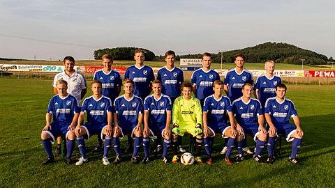vorne von links: Martin Kramer, Manuel Nunner, Alexander Schöll, Manuel Bothner, Florian Schmaußer, Timm Steinmetz, Stefan Obermeier, Andreas Obermeier
hinten von links: Trainer Günther Klebl, Moritz Dess, Simon Klose, Florian Nunner, Christoph Schneider, Christopher Klose, Tobias Grübler