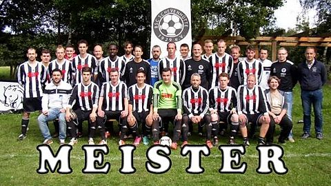 Der Kader des BSC Schevenhütte 2014/2015 im Wald

stehend von links nach rechts: 
Stefan Solm, Jan Schimschar, Michael Solm, Domagoj Cale, Jörg Strauch, Patrick Schuster, Hermann Mbaki Lisasi, Marc Strauch, Sven Pitow, Dennis Niermann, Alex Nürenberg, Thomas Mathar, Gian Hessami, Marco Feucht, Thomas Keutmann, Richard Kronen, Dennis Emmerich, Alex Wagner, Sven Gerhards, Trainer Josef Wintgens

sitzend von links nach rechts:
Pedram Shahlaifar, Chris Deutz, Marcel Nießen, Mirko Badergoll, Stefan Beisicht, Tom Gärtner, Andi Wenzel, Achim Schmitz, Domenik Delsemmé.

Es fehlen:
Dirk Fahrenkamp, Kevin Marcelli, Rainer Esser, Maik Fourné, Roland Radoi, Marvin Hytrek, Dennis Sieger sowie die stand-by Akteure