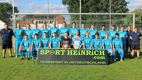 Hinten: Kleinschmidt, Holz, Zenya, Fabian, Jacobs, Schulenburg,Steinert, Schmidt, Suppe, Bessert, Rasho, Rohde, Beyer, Goroncy, Meier

Vorne: Werle, Lutschke, Ritzmann, Salemski, Spudat, Schmidt, Goroncy, Schulz, Steinert, Slevani