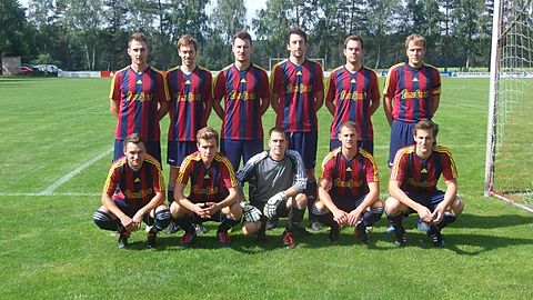 hinten von links: Spielertrainer Michael Mulzer, David Raum, Michael Gierer, Manuel wunder, Michael Handl, Kapitän Michael Lang. Vorne von links: Thomas Gierer, Patrick Koschmin, Martin Specht, Hannes Dittmeier, Oliver Schmidt.