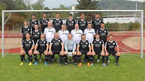 Hinten: Erkin Avul, Salvatore Ippolito, Giacarlo Fugazzaro, Björn Scarpone, Christoph Witt, Deniz Centonze
Mitte: Sven Milke, Axel Rasehorn, Nicolas Giesin, Franz Roth, Randolf Schüler, Lorenzo Romano, Trainer Jürgen Obermeier
Vorne: Alexander Hudec, Simon Matt, Stefan Schaller, Sascha Klotter, Yasin Arac, Timo Rünzi, Ignazio Raso

Es fehlen: 

Rudi Brombeer, Guiseppe Di Nunzio, Diego Di Nunzio, Sascha Dreher, Peter Eckert, Tommaso Giudilli, Jörg Heuting, Tobias Kalweit, Rouven Kummle, Dario Panaggio, Antonio Rubino, Stefan Scarpone, Andreas Schneider, Antonio Scianna, Tomasz Szymczyk, Andreas Wark