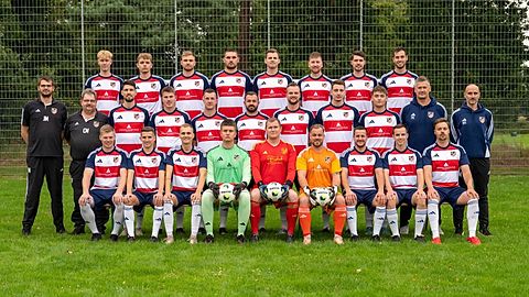 Mannschaftsfoto: Herren - 1. Mannschaft - FC Geestland - Saison 25/26