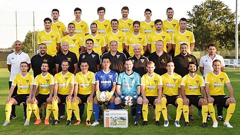 Oben: Theofilaktos Spiridopoulos, Robin Rueff, Simon Lechleitner, Max Knödler, Philipp Widmayer, Max Knoll

2. Reihe von Oben: Emre Göcer, Meksud Colic, Marijo Marinovic, Timo Stehle, Severin Abt, Mark Kranjc, Marcello Di Fabio

3. Reihe von Oben: Mario Estasi, Pascal Franz, Jochen Weller, Karsten Fay, Christian Weik, Ralf Pordzik, Phillip Wunsch, Sascha Franz, Ingo Ramljak

Sitzend: Luiz Barbosa, Nils Schaller, Dennis Zschorsch, Faruk Korkmaz, Hiroaki Kawama, Valentin Haug, Denis Kühnle, Duje Tokic, Denis Garcia, David Hertel