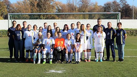 Unsere Frauen-Mannschaft wird unterstützt von Frauen-Fitness - Zeit für dich.