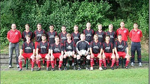 Betreuer Donhauser Martin,Weinfürtner Matthäus,Kirschenbauer Jürgen,Irlbeck Benjamin,Gaag Daniel,Haselsteiner Martin,Lemberger Stefan,Berlinger Michael,Schmidt Norbert,Schmid Martin,Trainer Aschenbrenner Andreas.
Liebl Sebastian,Roßberger Paul,Drexler Johannes,Altmann Stefan,Pöschl Andreas,Altmann Thomas,Irlbeck Dominik,Pfeffer Simon.