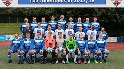 Hintere Reihe von links: Max Mergelkuhl, Steffen Rach, Sven Oberschelp, Patrick Jeroch, Nils Passon, Dennis Wemhöner, Marvin Scholz, Raphael Hoff, Lukas Iwanowski Mittlere Reihe von links: Betreuer Olaf Rau, Julian Schwerdfeger, Marius Wrede, Marvin Strathmann, Daniel Beier, Jannik Hoffmann, Jan Meier, Jens Blaue Vordere Reihe von links: Ahmed Gaddafi, Manuel Kube, Raffael Bocinsky, Sven Bürmann, Tim Heibrok, Jan Gaus, Florian Reckefuß, Peter Schmoranz, Max Schröder
