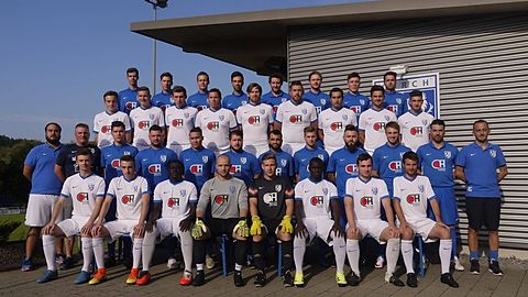 +++ Offizielles Teamfoto 2017/18 +++

Oberste 4. Reihe stehend von links: 
Marcel Lorenz, Benedikt Geiger, Sven Schramm, David Gottheit, Patrick Bierbaum, Clemens Fladrich, Yannick Ehmann, Patrick Anderschitz

3. Reihe s. v. l.: 
Niklas Bopp, Robin Keppler, Tobias Wieser, Ralph Ott, Sandro Hirsch, Deniz Özyalcin, Matthias Wahl, Yannick Maier, Kemal Sisic

2. Reihe s. v. l.: 
Teammanager 2. Mannschaft Achim Hilger, Physio Wolfgang Schamberger, Manuel Nusser, Deniz Ayaz, Oliver Opel, Deniz Kara, Muhammed-Ali Sütcü, Kai Kara, Tolga Salman, Marvin Bopp, Spielertrainer Gioacchino Colletti, Trainer 2. Mannschaft Marius Groll

Vorderste 1. Reihe sitzend von links:
Henry Elser, Yannick Bopp, Mustapha Touray, Andre Weise, Daniel Baumann, Ousman Drammeh, Florian Gold, Lukas Huber

Es fehlen:
Nils Bienfait, Robin Bopp, Tandogan Eraydin, Yannick Franck, Paolo Gottheit, Timo Hummel, Steffen Kreeb, Maximilian Kucher, Dominik Machau, Jörn Pfeifle, Fabio Sciurba, Daniel Wahl, Co-Trainer Antonio Avigliano, Torspielertrainer Stefan Bauer und Physio Tamino Krätschmer.