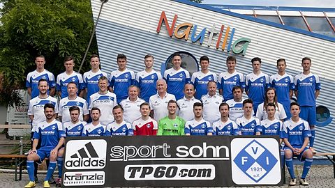 Stehend Links nach Rechts : Herbst Fabian,  Fischäß  Simon ,  Hansen Ole,  Allgaier  Simon ,  Voß Tim ,  Amann Christoph,  Zweifel Simon,  Allgaier Raphael,  Strobel Maurice  ,  Nollenberger Alexander  ,  Böck Stephan 
Mitte L. Nach Rechts  : TW. Trainer  Lemke Mark ,  Co. Trainer Hamm Thomas  ,  Trainer Lemke Thomas  ,  Sportdirektor Bachthaler  Karl - Heinz ,  1. Vorstand  Sander Ernst ,  Spielleiter  Özçelik Muammer  , Betreuer Dollhopf Andreas,  Betreuer Dzogovic Feho ,  Physiotherapeutin Mahle Kerstin 
Sitzend  L. n. R.  ;
Genç Metin , Dzogovic Alem , Krumpschmid Simon ,  Notz Markus ,  Pistel Krizan  ,  Krimmel Valentin,  Staudacher  Janik ,  Rogg Maximilian,  Drabner  Jakob ,  Lorenz  Fabian  ,  Hafner Felix .
Es fehlten : Beneke Ruben 
                     Drabner  Ole