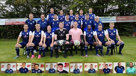 obere R.v.li. M.Lenz,E.Kindsvater,M.Kuck,F.Henning,D.Brenke
Mi.Betr.N.Fischer,Fachwart F.Jürgens,Y.Becker,B.Knoop,M.Giesemann,Coach L.Knoop,TM W.Sauer
sitzend J.M.Jaschke,N.Solle,A.Torn,L.Jürgens,P.Blessau,D.Koffi-Konan,T.Beckhusen,N.Kuck
eingef.L.Hublitz,G.Stauss,C.Schmidt,T.Henning,J.Wehler,D.Nancken,E.Schich,N.Korte,
Co-TR K.Künning,A.Gulasic.