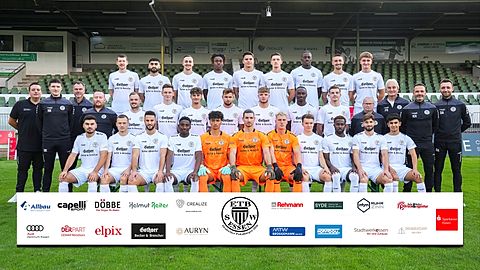 Obere Reihe (von links): Marvin Matten, Armen Shavershyan, Arman Corovic, Brightney Igninadolor, Floran Usein, Almedin Gusic, Clinton Williams, Frederik Lach, Christian Gojani. 
Mittlere Reihe: Physiotherapeut Phillip Dörmann, Co-Trainer Maximilian Klink, Co-Trainer Ulf Ripke, Physiotherapeut Jens Bromba, Dominik Reichardt, Collin Weihmann, Guiliano Zimmerling, Niko Bosnjak, Timur Kesim, Mohamed Cissé, Labinot Kryeziu, Mannschaftsbetreuer Oliver Guß, Stürmer-Trainer Peter Schreiner, Torwart-Trainer Kai Heutger, Trainer Damian Apfeld.
Untere Reihe: Bünyamin Sahin, Kamil Poznanski, Fatih Özbayrak, Samuel Addai, Ryan Valentine, Michele Cordi, Alexander Golz, Nico Böll, Prince Kimbakidila, Mehmet Dalyanoglu, Sekvan Rascho.
