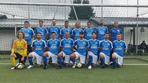 Hintere Reihe v. l.: Betreuer A. Greif, D. Schales, N. Brixius, D. Bleisinger, T. Ernst, C. Kemper, Spielertrainer P. Flohr, Trainer J. Muskalla
Vordere Reihe v. l.: P. Huschka, G. di Blasi, G. Morgenstern, S. Freidinger, C. Schneider, N. Meyer, B. Berens, J. Bastian