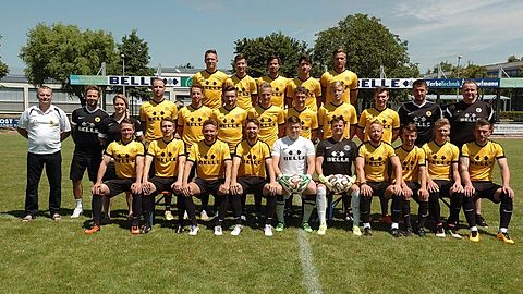 Oben v.l.: Kevin Futterer, David Ritter, Philip Ranti, Tino Ritter, Norman Futterer

Hinten v.l.:
1. Vorstand Jürgen Hügle, Co-Trainer Dominik Ruth, Physiotherapeut Jessica Schmidt, Daniel Meyer, David Jauch, Jens Ritter, Marc Erb, Simon Seiler, Christian Schweizer, Julian Scheerer, Trainer Christian Ganter, Spielausschuss Mathias Vetter

Vorne v.l.:
Michael Bodemer, Frederik Leber, Manuel Binder, Stefan Mamier, Felix Durm, 
Steffen Hanselmann, Sebastian Ritter, Roger Wendling, Michael Erb, Marco Blust,