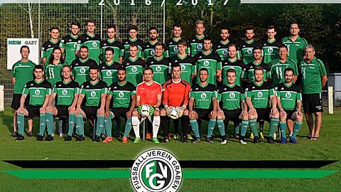 Foto: Alex Schwarz

1.Reihe v.l.: Jannis Scholl, Nikolas Braun, Marius Scholl, Murathan Sönmez, Rico Zieger, Lars Löffler, Patrick Raber, Timo Winstel, Markus Ott, Emre Demirpolat
2. Reihe v.l.: Thorsten Leddin (Betreuer), Vivien Gentner (Betreuerin), Gökhan Duman, Moritz LeMaire, Aron Veenstra (C), Frank Prestel, Christoph Notheis, Lars Nagel, Sebastian Koch, Ibrahim Halil Yildirim, Frank Beller (Trainer 1. Mannschaft), Jürgen Schäufele (Manager)
3. Reihe v.l.: Fabian Schmidt, Jan Roth, Patrick Stritesky, Fatih Demirpolat, Dennis Herzog, Nikola Köprü, Sören Prestel, Dustin Hofmann, Nurcan Esen, Rene Fischer, Robin Schäfer, Andreas Landkammer (Präsident)