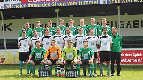 Oben von Links: Rrust Miroci, Waldemar Schander, Eugen Erhart, Max Weglehner, Waldemar Schmidt, Kamil König, Roland Nitsche, Benjamin Maier
Mitte von Links: Martin Hennebach, Sebastian Schwegle, Fabian Hufmann, Denis Kornev, Erduan Topllaj, Patrick Herkommer, Martin Engels, Yakup Sevimli, Jürgen Bendfeldt, 
Unten von Links: Waldemar Starowoit, Marco Giese, Dennis Starowoit, Nicolas Zenkner