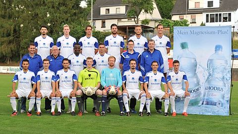 Mannschaftsfoto 1. Mannschaft SpVgg Burgbrohl Saison 2015/16