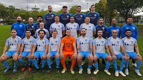 Hintere Reihe von links nach rechts: Valentin Shala, Azad Cakmak, Sohaib Sebai, Kevin Sbikowksi
Mittlere Reihe: Spielausschuß Özgür Bayram, Roy Vögtlin, Ali Firat Tuncel, Max Schumann, Karim Attou, Christopher Beck, Djevdet Mehmeti, Ali Dogan Yildiz, Betreuer Sam Baßler, Trainer Ersin Yildiz
Vordere Reihe:  Arlind Alija, Furkan Demir, Willison Gomes, Paul Brestrich, Lucas Vierthaler, Michele Di Blasio, Rocco Di Blasio, Ali Osoy, Yeimy Abreu Vera