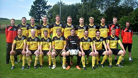 Stehend v.l.: Marcel Grebe, Jan-Hendrik Keindl, Matthias Trachte, Jan Theiß, Florian Leithäuser, Max Fieseler, Thomas Göbel, Fabian Grebe, Sebastian Kesper, Pascal Kesper, Trainer Andreas Beyer;
Sitzend v.l.: Daniel Wilke, Thomas Hensel, Tobias Schuhmann, Dennis Figge, Patrick Figgen, Andre Lohmar, Dominik Figgen, Stefan Wagener