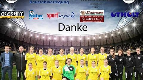 oben links Trainer Jonny Peters, Kathrin Jansen, Selina Schinkel, Katarina Dzambas, Laura ruck, Angelina von Waaden, Louisa Hollmann, Alina Wieting, Jennifer Dirks, Marieke Schnare, Co-Trainer Andre Dirks

unten links Sabrina Warns, Natalie Schinke, Irina Katzendorn,Cäcilie Grubich, Isabel Krummacker, Liza Seelemeyer, Jasmin Heisig, Lena Kemmeries, Kerryn Heise

es fehlen auf dem Bild Marie Lübben, Kerstin Busse, Sarina Büsing, Lan Jie Pham, Stefanie Haverkamp