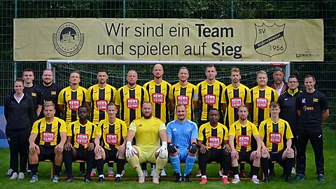 Mannschaftsfoto: Herren - 1. Mannschaft - SV Waßmannsdorf 1956 - Saison 25/26