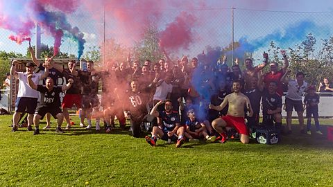 Die 2. Mannschaft der Kickers Selb nach dem Aufstieg in die Kreisliga (Saison 2021/22).