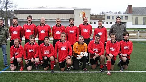 Hinten links: Wirtmüller Stefan(Kapitän), Polster Josef, Kaspar Thorsten(Vize-Kapitän), Eiglsdorfer Stefan, Gürcü Murat, Esch Andreas, Leitl Hans, Meinl Thomas(Trainer) Vorne links: Erdner Christian, Zinkel Matthias, Dogus Ergin, Engelmeier Wolfgang,Fichtel Christian, Sahin Cemil, Wiesmeier Thomas, Haider Lukas