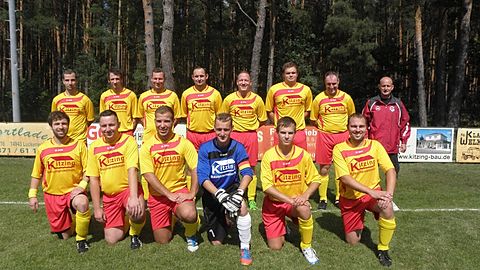 von links stehend: Cieslinski; Wendrich; Schmidt; Markus Gerhardt; Baarß; Kannengießer; M.Harmel; Albrecht
von links vorne: A.Groß; Matthias Gerhardt; Metzner; Herrmann; Wehlmann; Krüger
