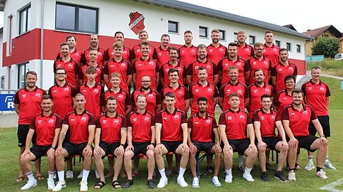 Auf dem Bild fehlen: Tim Aufleger, Daniel Zollner, Roman Romanenko, Michael Haimerl, Vitali Sviriepov, Georg Becker, Philipp Wiesbeck, Konstantin Wolf, Max Grunwald, Emanuel Peters, Lucas Rudler, Peter Starrach, TW-Trainer Robert Bauer, Betreuerin Kathi Lindner, Betreuer Martin Schönfeld