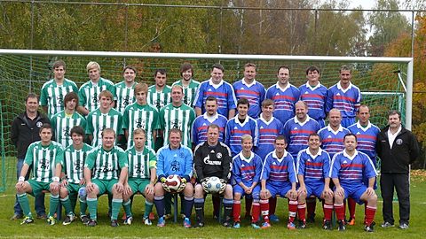 Kollektivbild der 1. und 2. Mannschaft des DJK Breitenberg 
..nicht im Bild: Wimmer Christian, Innetzberger Volker, Schwaier Alexander

( Stand: Saison 2012/2013)