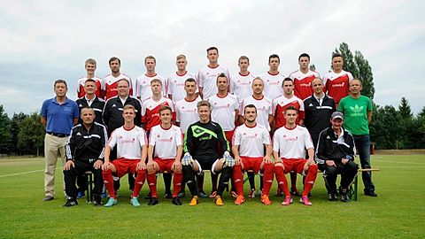 hintere Reihe v.l.n.r.:
Nils Wehninh, Björn Görtemöller, Marius Nolte, Nico Röwekamp, Malte Simoneit,Fabian Spoida, Till Schwerdtfeger, Marvin Mosel, Timo Böß
mittlere Reihe v.l.n.r.: 
Uwe Görtemöller, Robert Borgelt, Uwe Voskuhl, Lukas Borgelt, Andreas Ackermann, Peter Rios, Denis Heinz, Christopher Illenseer, Wolfgang von der Haar, Volker Böß
vordere Reihe v.l.n.r.:
Werner Linsky, Niklas Pörschke, Hanjo Prondzinski, Daniel Hardt, Lirim Beqiri, Erik Kirchkesner, Uwe Hagenburger

Es fehlen:
Nils Böhmann, Phillip Kitzmann, David Brügge, Daniel Abramsen
