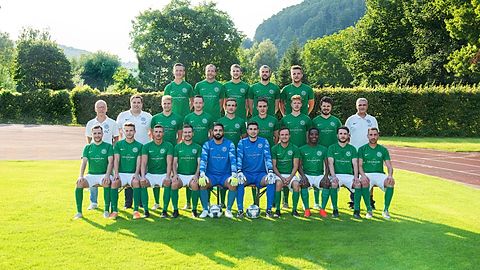 Stehend hinten: L.Ebert, T.Mittelbach, T.Eckstein, P.Haas, L.Funk
Mitte: Spielleiter M.Zeller, Sportlicher Leiter S.Kurz, S.Kaufmann, J.Mittelbach, S.Gold, N.Schwarzer, J.Steidle, M.Viehöfer, Trainer S.Köksal
Vorne: R.Patzer, D.Eller, V.Artamonov, J.Ilg, I.Yilmaz, D.Schlipf, M.Volk, C.Mayungu, J.Feuchter, F.Funk