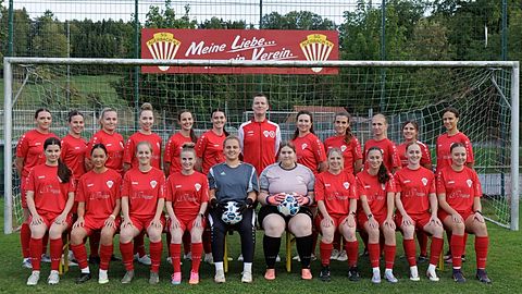 Mannschaftsfoto: Frauen - 1. Mannschaft - SG Auerbach - Saison 26/27