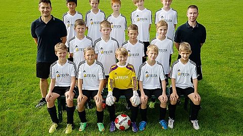 Hintere Reihe v.l.n.r.:
Lamy Ha, Elias Wiegand, Bastian Mielke, Tim Schreiber, Jeremy Gebhard
 
Mittlere Reihe v.l.n.r.:
Marcel Manske (Trainer), Niclas Buch, Timo Schulz, Leon Schmeisser, 
Jason Hille, Ronny Mielke (Co-Trainer)
 
Vordere Reihe v.l.n.r.:
Richard Griebel, Lea Schwiderski, Jarod Janik, Loven Heinecke, Lennox Laas
 
Es fehlt:
Nik Zielke.