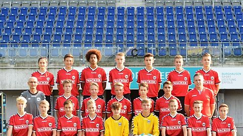 SV Wacker Burghausen U15 Bayernliga Süd Saison 2017/18

Foto: Mike Megapix