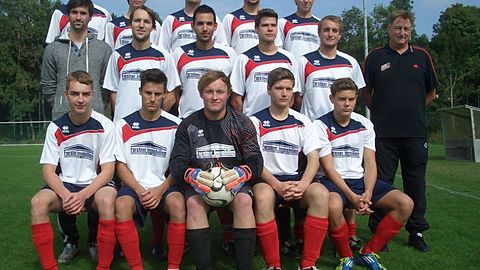 1. Reihe von links: André Pechmann, Matthias Sigl, Marco Henze, Manfred Wendrich, Lukas Heitzer
2. Reihe: Sebastian Amann, Sebastian Krinner, Anreas Eggerbauer, Martin Spierer, Thomas Hanglberger, Trainer Siegfried Gmahl
3. Reihe: Bernhard Heitzer, Florian Rödig, Johannes Oelsner, Manuel Wittmann, Manuel Beck