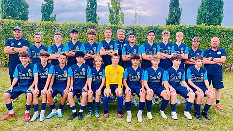 Mannschaftsfoto: B-Jugend (U16) III - Ratingen 04/19 - Saison Herbst 25