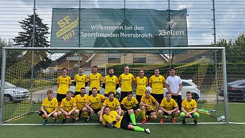 Oben: Lennart Bierbaum (C), Domenic Werner, Nicklas Roller, Marvin Karanowski, Kai Klein, Sven Ullrich, Louis Kremer, Fynn Schnitzler (Trainer) -

Unten: Finn Bierbaum, Leonard Stieg, Martin Krames, Lukas Trettin, Martin Kießhauer (Co.-Trainer), André Ferreira, Simon Emler, Dominik Danzer, Calvin Brietzke -

Unten liegend: Brandon Spandler