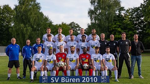 Mannschaftsfoto: Herren - 1. Mannschaft - SV Büren 2010 - Saison 25/26
