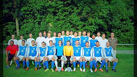 h.l. Julian Bunk,Lukas Bleher,Daniel Bunk,Tobias Walser,Johannes Nußbaumer,Tobias Ruf,Fabian Schönbrodt,Ilker Firat,Max Lohbrunner,Sebastian Nußbaumer,Lorant Botskor,Axel Lohbrunner,Matthias Pfaus,Mario Fiore,Thomas Nußbaumer,Alper Firat,Wolfgang Doll,Dennis Grajcevci, Benjamin Reiser (Abteilungsleiter)
v.l. Turgay Arayan (Trainer), Benedikt Saile,Fabian Konrad,Steffen Konrad,Keno Eilers,Alexander Heinz, Marian Dietz,Andreas Glöggler,Dominik Däubler,Andy Seifritz,Julian Dietz