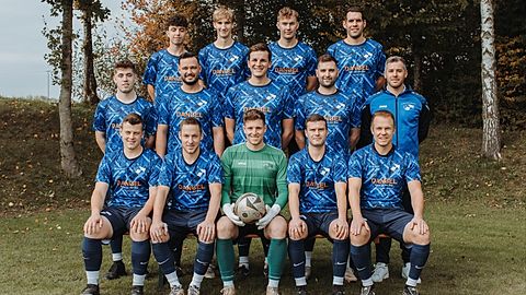 Mannschaftsfoto: Herren - 1. Mannschaft - FC Blau-Weiß Bellamont - Saison 25/26