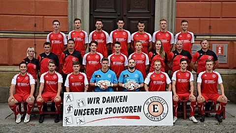 Hintere Reihe von links nach rechts: Christoph Rettig, Franz Häfner, Martin Vojtesek, Carl Christoph Labisch, Philipp Schmidt, Silvio Liebe, Patrick Wocko
mittlere Reihe von links nach rechts: Athletiktrainerin Jana Kahle, Trainer Frank Rietschel, Co-Trainer Dirk Rettig, Rico Tänzer, Sandro Schulze, Kurt Herzig, Physiotherapeutin Christin Pohl, Mannschaftsleiter Henry Wirtz, Teamleiter Enrico Robert 
untere Reihe von links nach rechts: Mehmet Celik, Toni Barnickel, Johann Wölk, Michael Leszek Mikolajczuk, Max Höhne, Martin Sobe, Christoph Am Ende, Lorenz Thomas
es fehlen: Robin Huth und Alexander Schidun
Silvio Liebe Wechsel zum LSV Neustadt/Spree