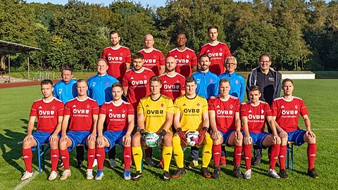 Die Bezirksliga-Mannschaft des Blumenthaler SV der Saison 2021/22.