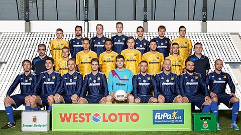 Saison 2014/15

Es fehlen: Sven Adam, Jan Scheithauer, Sebastian Schewe, Eugen Fizinus, David Fernandes, Isaac Obeng, Onur Korkmaz, Dennis Hamann, Kürsad Karasoy