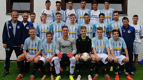 Die U 19 vom FC Pesch es fehlen Tu&amp;#287;ra,Alex,Özhan,Dominik,Max und Jan-Lars