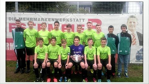Hintere Reihe: M.N.Imoullas, L.Dellbrügger, J.Glüsenkamp, M.Alves de Castro, L.Winter, J.Hawinghorst, M.Haustermann, M.Bremer, I.Tafilaj, Yannick
Vordere Reihe: T.Pinto, K.Anac, J.Still, F.Beckmann, A.Meyer, F.Haßpecker es fehlt K.Klarowitz