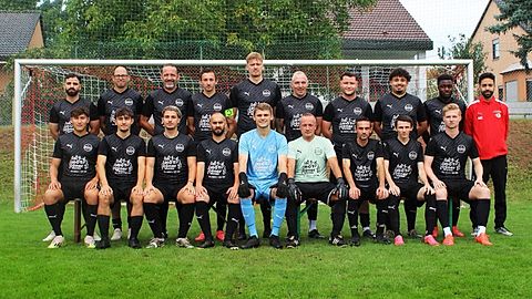 Mannschaftsfoto: Herren - 1. Mannschaft - TuS Hochheim - Saison 25/26